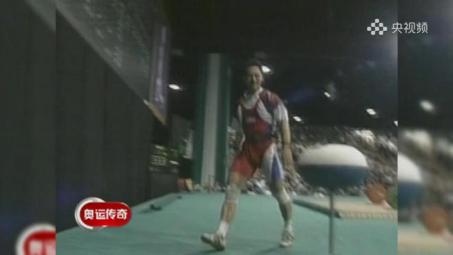 从巴黎蓝到悉尼蓝：揭秘奥运会举重背景板与国旗颜色的关联密码(图18)