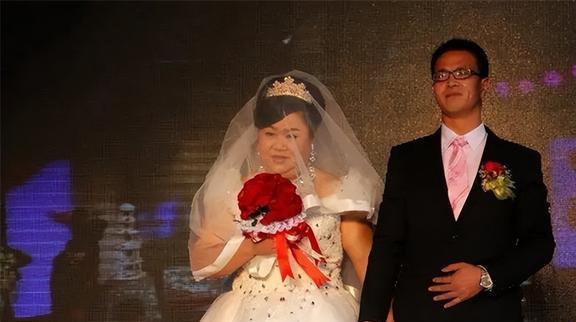 2004年唐功红冒死一举为国夺金后却“销声匿迹”如今现状如何(图14)