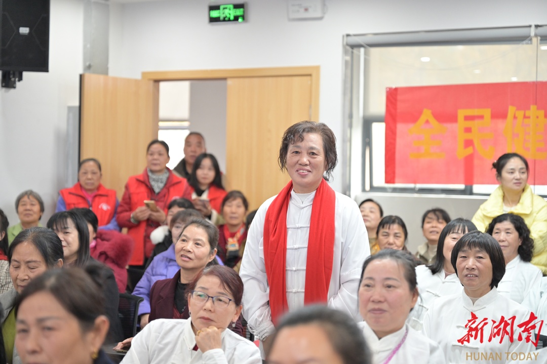 当好全民健身推广大使体育湘军宣讲团走进湖南湘江新区天源社区(图4)