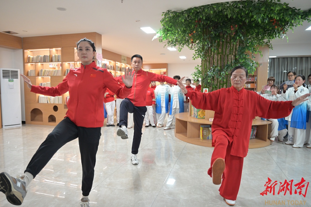 当好全民健身推广大使体育湘军宣讲团走进湖南湘江新区天源社区(图5)