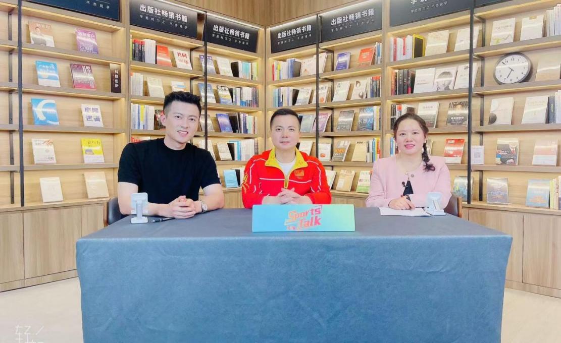 319公斤的背后：一位奥运举重冠军是如何炼成的？(图2)