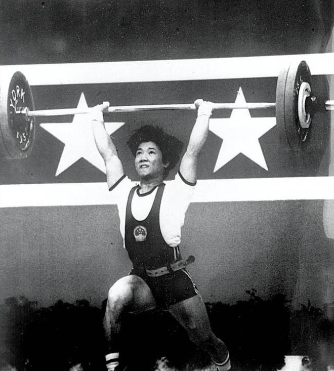 中国第一位举重金牌：为与日本人拼体重曾国强节食7天减重8斤(图3)