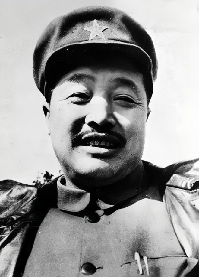 贺龙元帅有啥突出能力？有2项能力超过其他9位元帅！(图4)