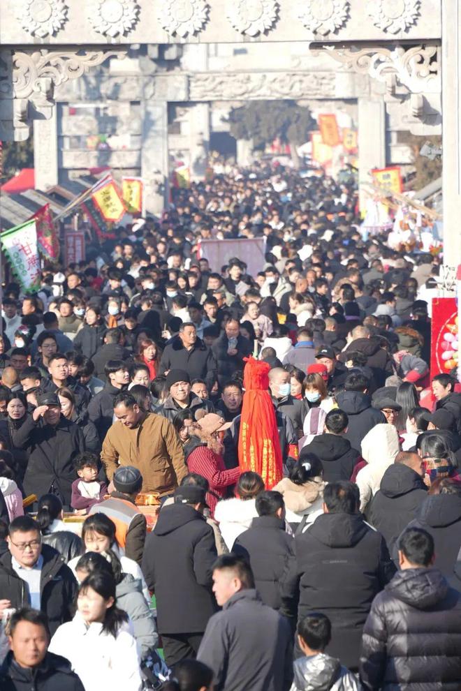 春节假期27949万人次在鹤壁过大年旅游总收入913亿元(图1)