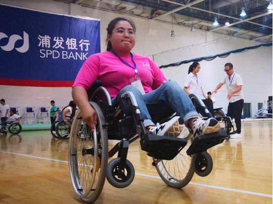 百面绘天津｜残疾人举重运动员田蒙：热爱可抵岁月漫长(图2)