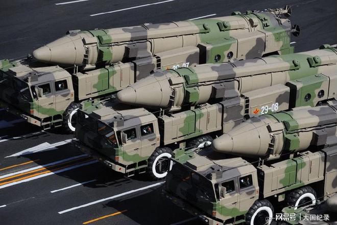 中美之间是否会开战其实等得就是一个时机时机一到一触即发。(图5)