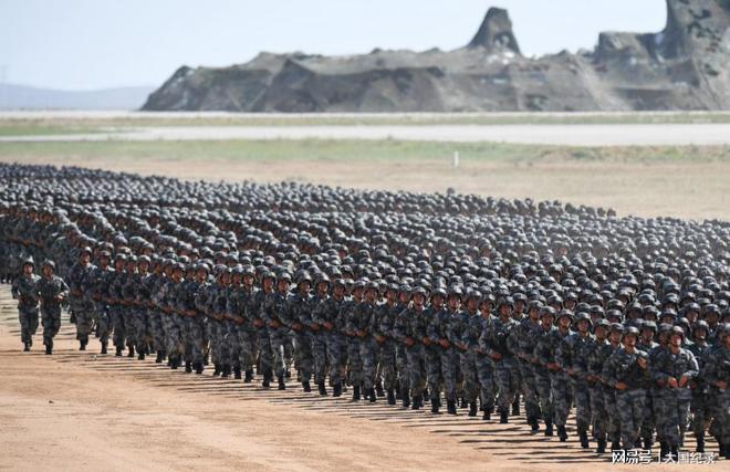 中美之间是否会开战其实等得就是一个时机时机一到一触即发。(图2)