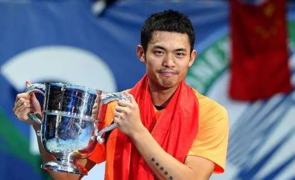 职业vs专业：羽毛球运动员的幕后真相？(图2)