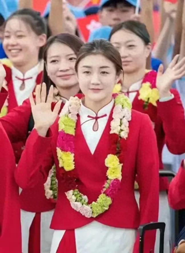 祝贺！乒乓球奥运冠军陈梦被《人物》杂志评为2024年年度运动员