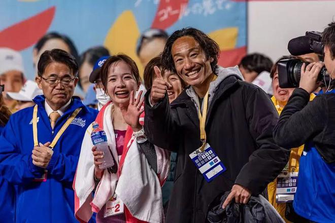 佐藤早也伽的「进化论」：多跑40公里 瞄准东京世锦赛前八(图2)