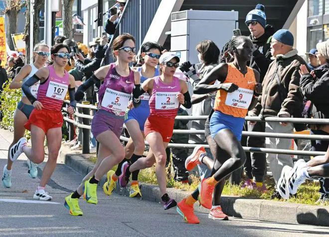 佐藤早也伽的「进化论」：多跑40公里 瞄准东京世锦赛前八