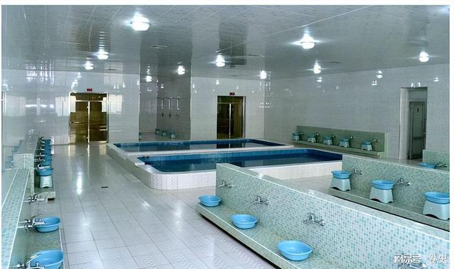 男子误入女澡堂后续！警方已介入洗浴中心回应更多细节已曝光(图4)