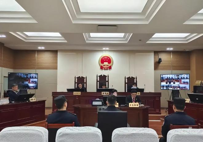 “撸铁圣地”成“灰产敛财乐园”健身房非法交易曝光4人获刑(图5)