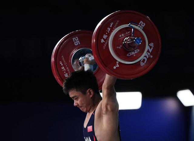举重亚锦赛：张海琴完美表现刷新世界青年纪录(图2)