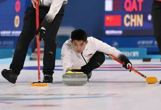 重要调整央视直播男子冰壶世锦赛有变中国队再赢两场进奥运会(图3)