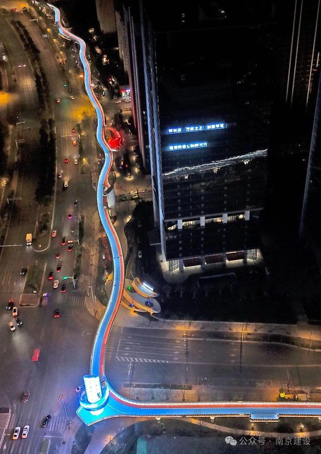 南京雨花数据线公园亮灯进入设备调试阶段(图2)