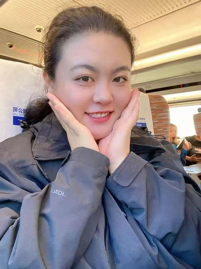 早读 预警！天津极端大风降温！深夜大涨！女演员自曝成植物人！奥运乒乓球金牌+1！特朗普又宣布！(图12)