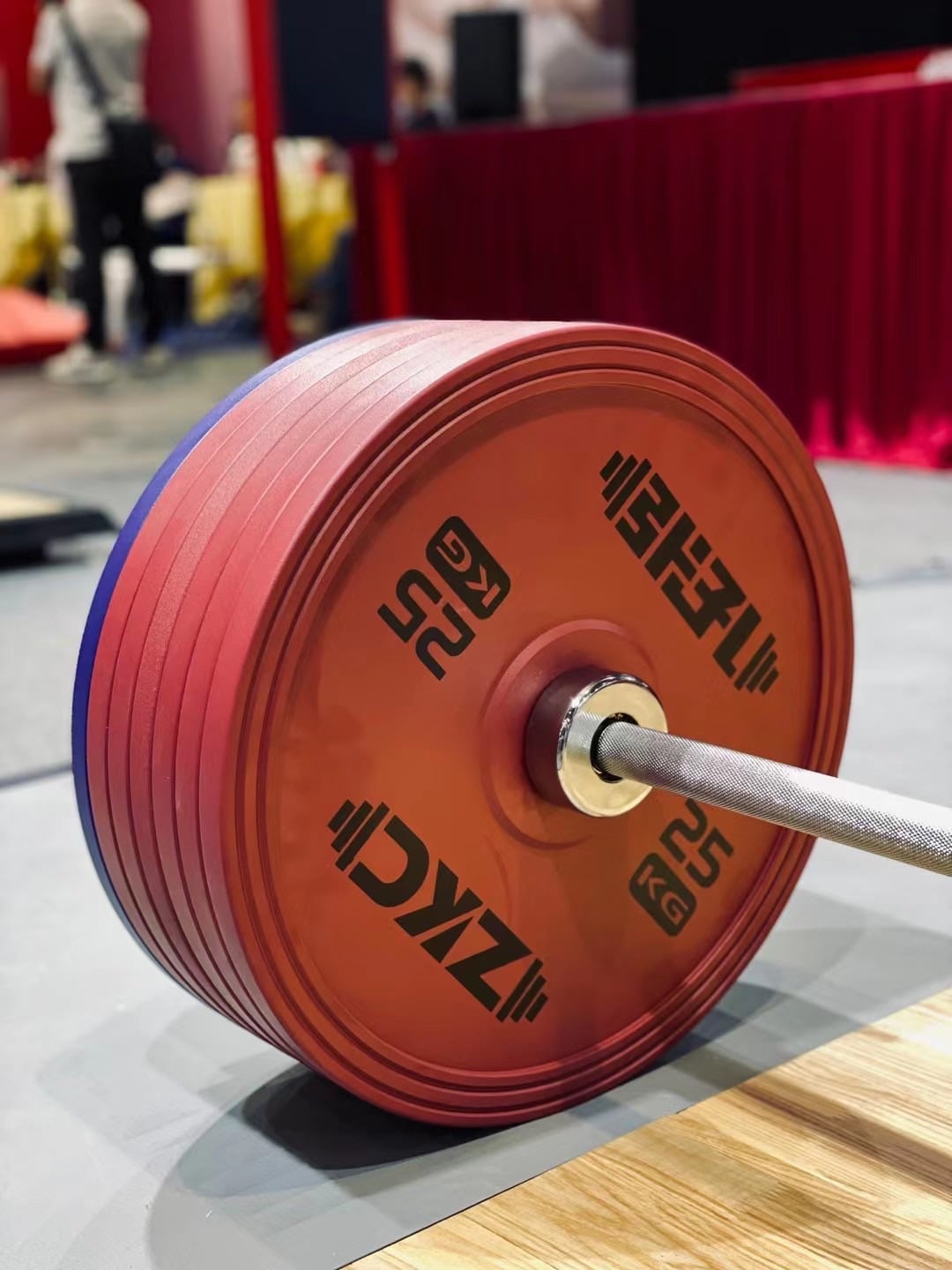 全英羽毛球公开赛：山东运动员郭新娃搭档陈芳卉夺混双冠军