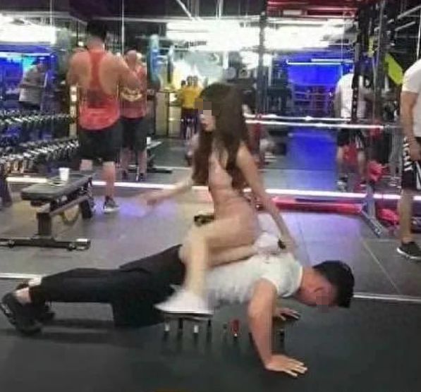 网曝健身房暗地选妃扫码即可定制女生类型更有恶臭“私教课”被扒全网喊打！(图9)
