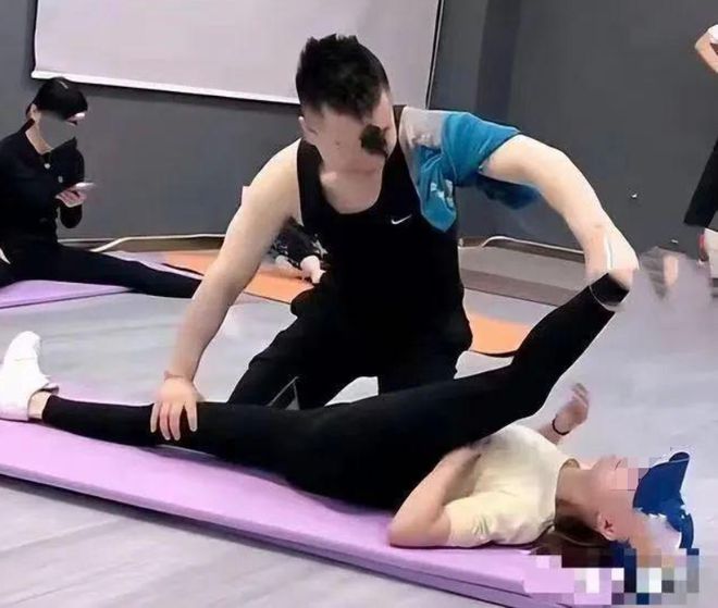 网曝健身房暗地选妃扫码即可定制女生类型更有恶臭“私教课”被扒全网喊打！(图19)