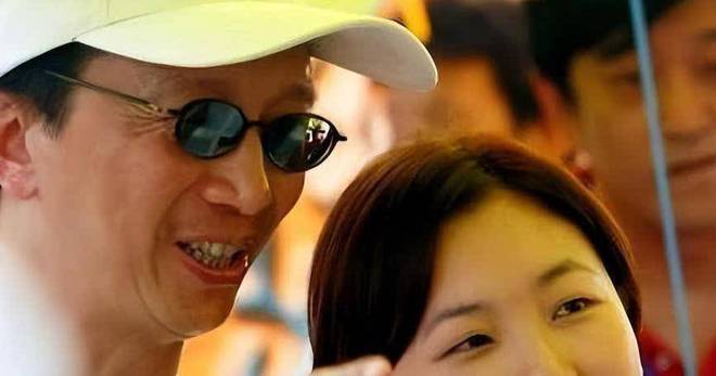 14岁拿奥运冠军嫁大26岁富豪伏明霞如今怎样震惊体坛！(图6)