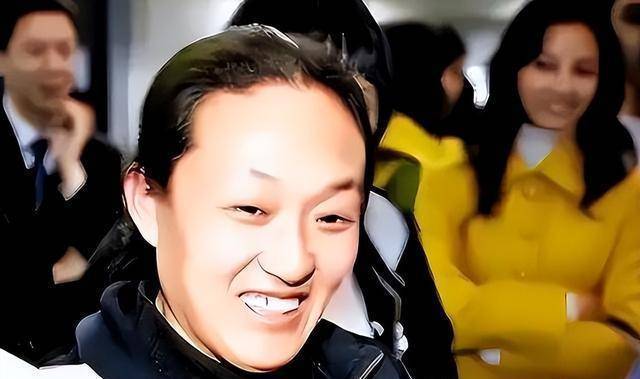 她曾获9枚金牌却惨遭教练下药终身不育退役后沦为搓澡工(图12)
