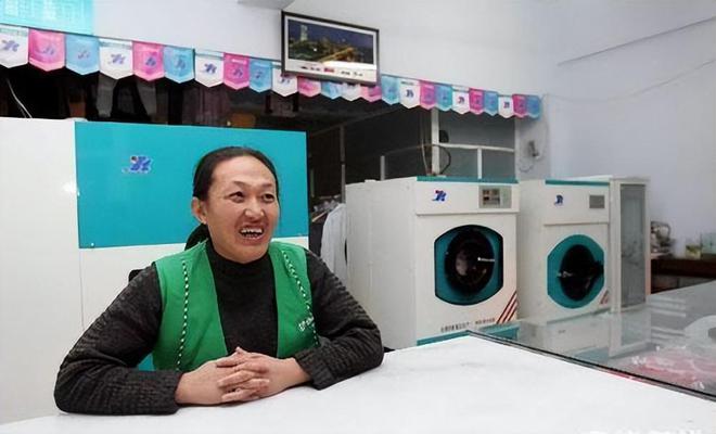 她曾获 9 枚金牌却惨遭教练下药致终身不育退役后沦为搓澡工(图16)