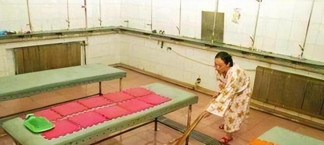 她曾获 9 枚金牌却惨遭教练下药致终身不育退役后沦为搓澡工(图15)