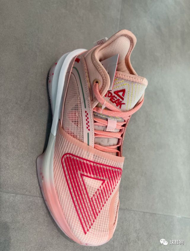 国产混战！匹克闪现3新版本来袭 安踏老爹鞋好帅 特步篮球鞋崛起(图8)