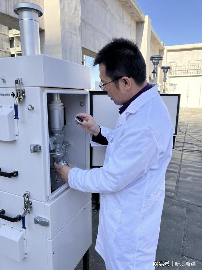 环保人的十二时辰—走进乌鲁木齐生态环境监测站的“生态守门人”(图5)