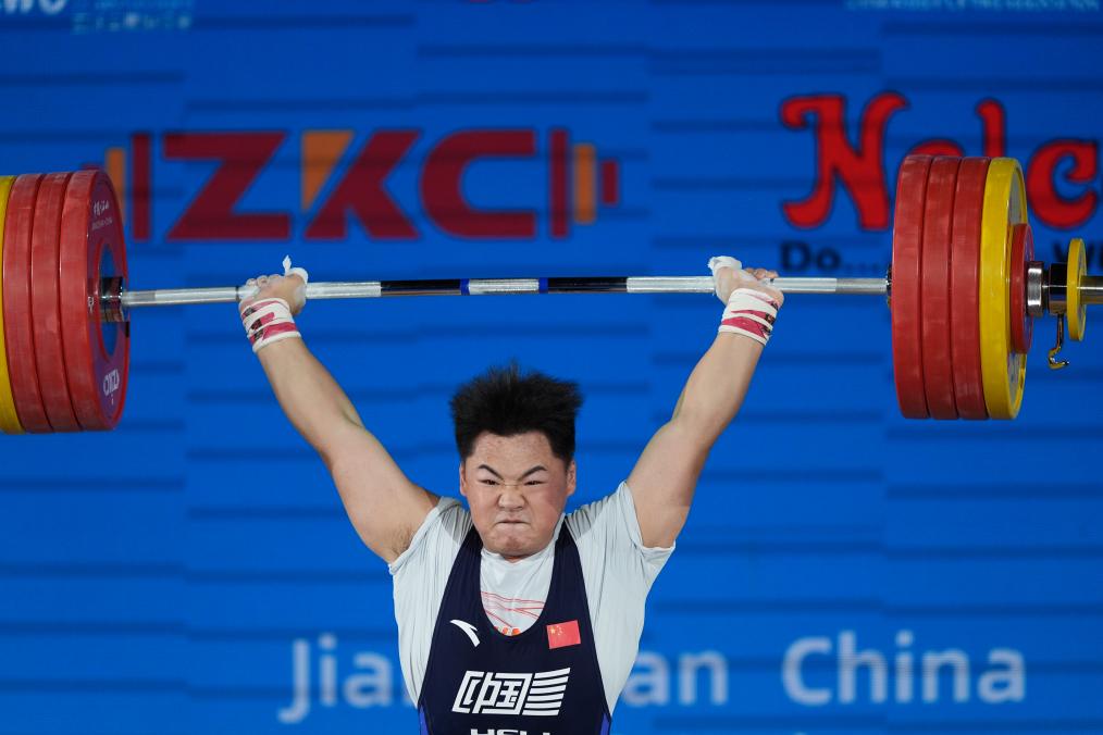 举重亚锦赛：潘云华刷新两项亚洲青年纪录(图2)