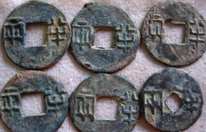 在古代出门要带多少钱？“圆形方孔”的钱币又是如何进行交易的？(图6)