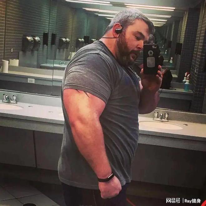 为啥健身房里有些人围度很大却不刷脂？