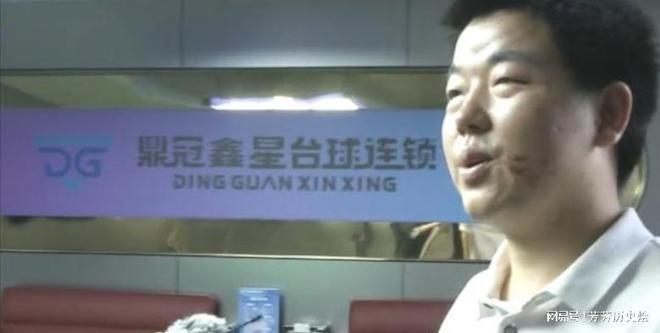 台球厅被曝“特殊服务”包间暗藏玄机美女陪练988包一杆进洞(图4)