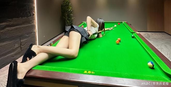 台球厅被曝“特殊服务”包间暗藏玄机美女陪练988包一杆进洞(图11)