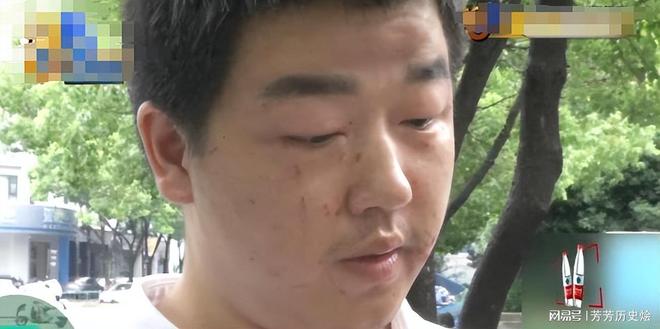 台球厅被曝“特殊服务”包间暗藏玄机美女陪练988包一杆进洞(图16)