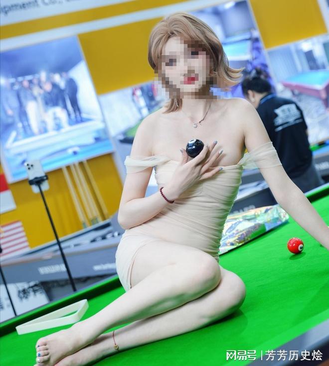 台球厅被曝“特殊服务”包间暗藏玄机美女陪练988包一杆进洞(图22)