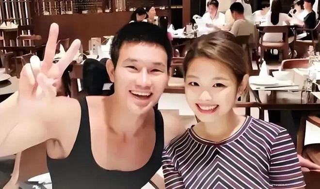 36岁的嘎子和33岁的英子现状：一个健硕有型一个女大十八变！(图4)