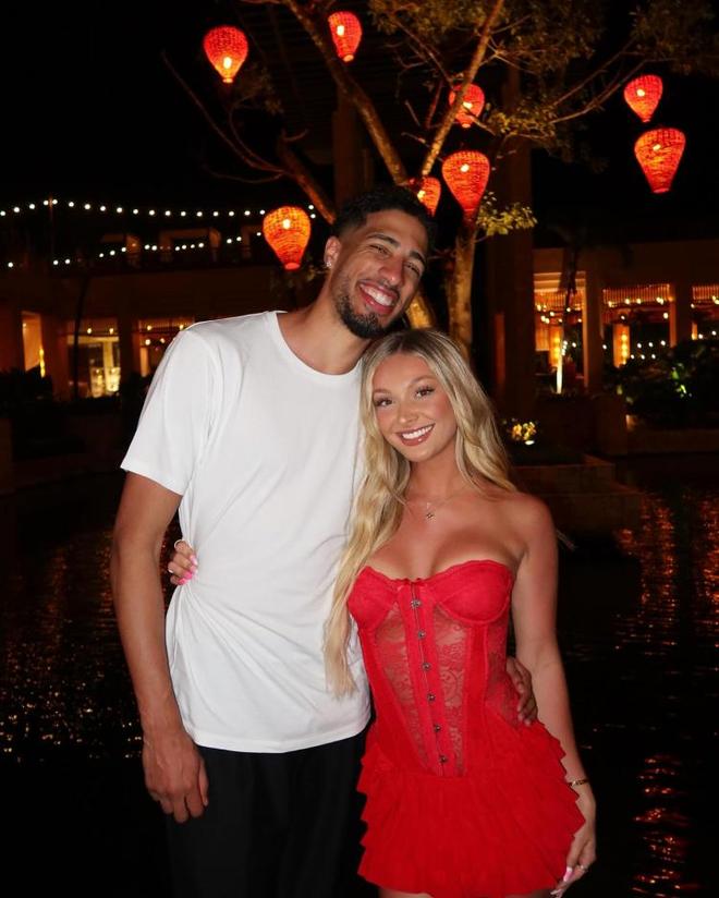 女友提刀赶来！哈利伯顿：近期与克拉克一起训练 健身房只有我俩