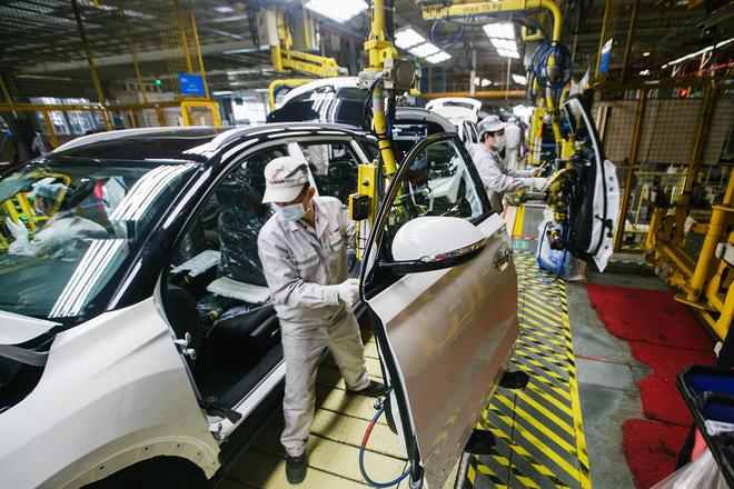 工信部等三部门召开新能源汽车行业座谈会！提了这四点17家车企参会(图2)