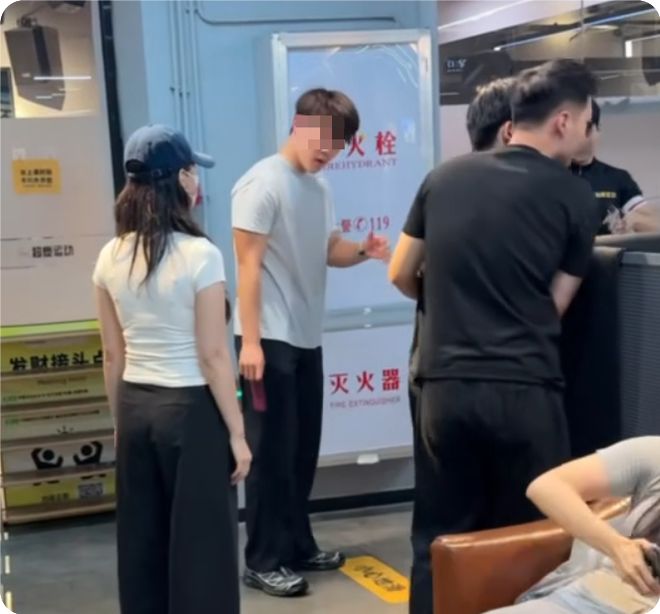 帅气逼人！海王教练睡多个女学员丑事败露遭轮流扇耳光健身房水也太深了(图7)