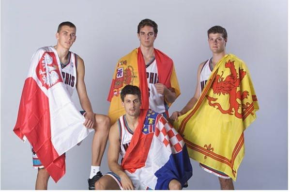 抢周琦、灭东契奇波兰男篮最强球员波尼特卡的篮球故事(图4)