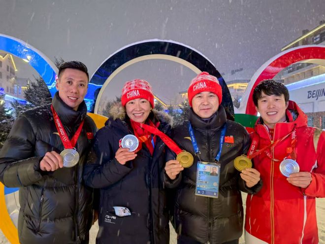 “康复圣手”牛雪松：他是托起奥运冠军的那双手 致敬体育教师(图5)