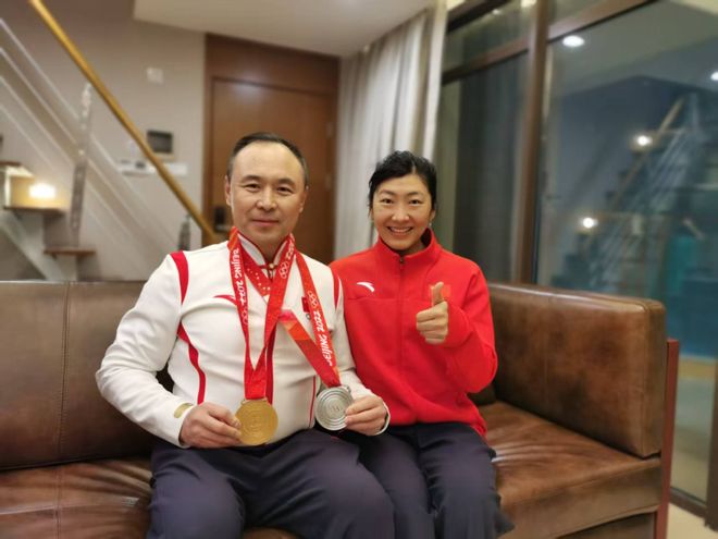 “康复圣手”牛雪松：他是托起奥运冠军的那双手 致敬体育教师(图2)