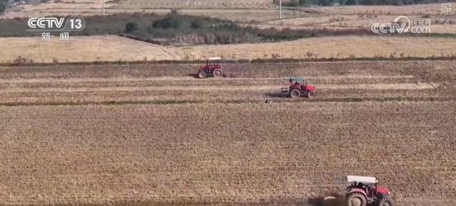 各地精准施策全力以赴高质量播种 “新技术+新设备”让秋冬种更“智慧”(图6)
