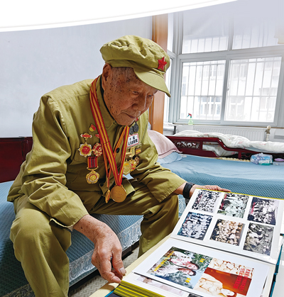 多地缅怀英烈、传承弘扬抗美援朝精神扫描