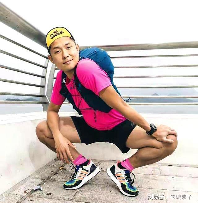 TVB男星减肥后判若两人由一身赘肉变成肌肉型男发文分享心得(图2)