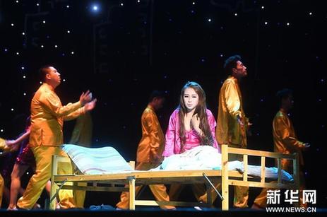 【文体艺苑】龙清泉举重56KG破世界纪录 时隔八年再夺奥运冠军(图5)