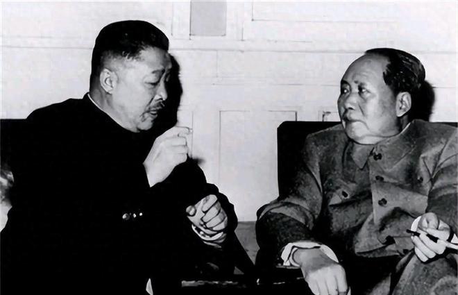 贺龙战功卓著为何毛主席不让他去军队派他去当体委主任？