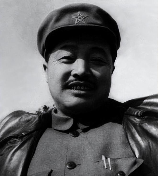 贺龙战功卓著为何毛主席不让他去军队派他去当体委主任？(图4)